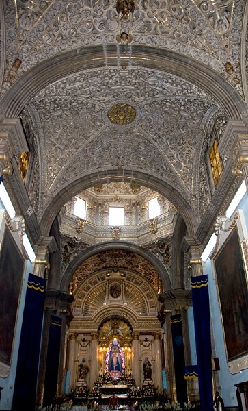 Nave - Cupola, sanctuary, transepts & sotocoro