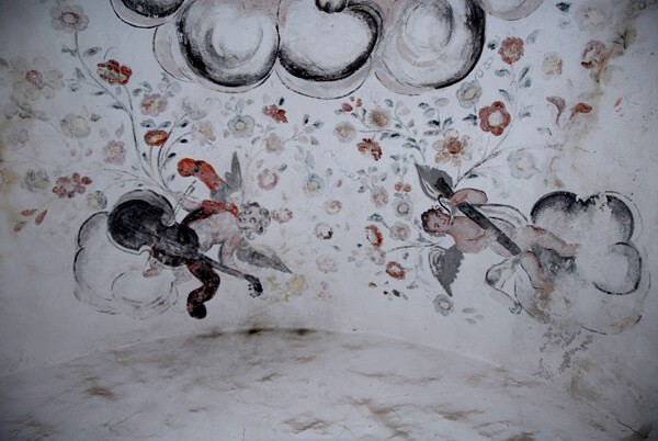 San Gabriel Arcángel, baptistry mural detail, musical cherubim - San Gabriel Azteca, Hidalgo