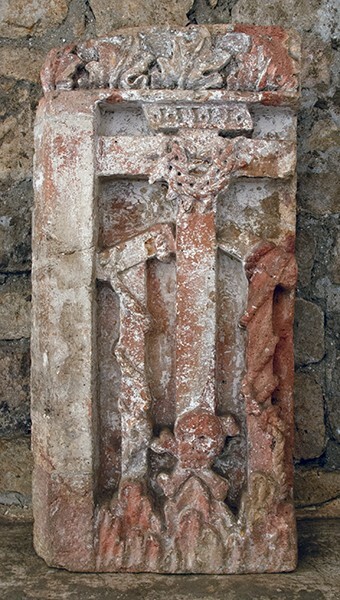 Cloister stone, crosses - San Martín, nave, cloister & convento