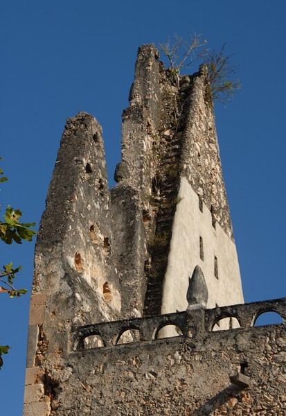 La Asunción, façade espadaña - Tixcuytún, Yucatán