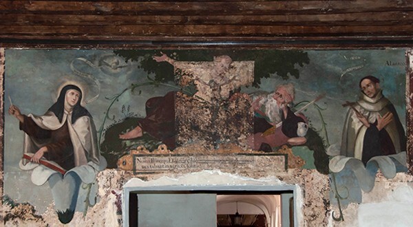 Anteportería mural, prop - Nuestra Señora del Carmen