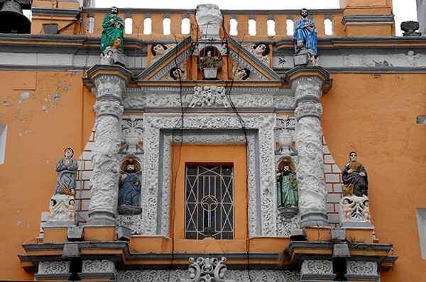 Façade, choir loft window - Nuestra Señora de los Remedios