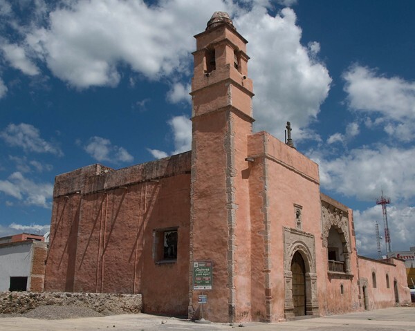 San Francisco - San Francisco, façade, roof cross, cloister