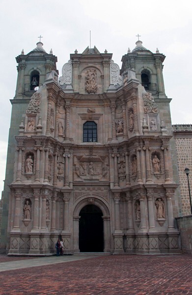 Façade - La Soledad