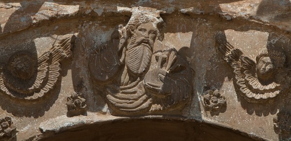 La Magdalena, façade portal, archivolt keystone relief - Quinceo, Michoacán