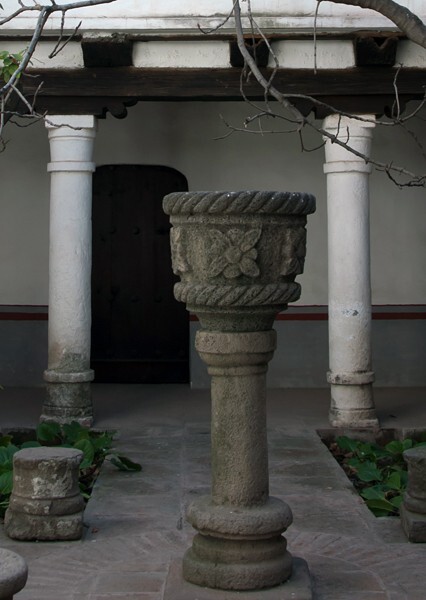 Cloister font - San Nicolás de Bari