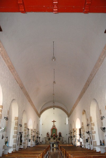 San Bernardino de Sena, nave - Tetiz, Yucatán