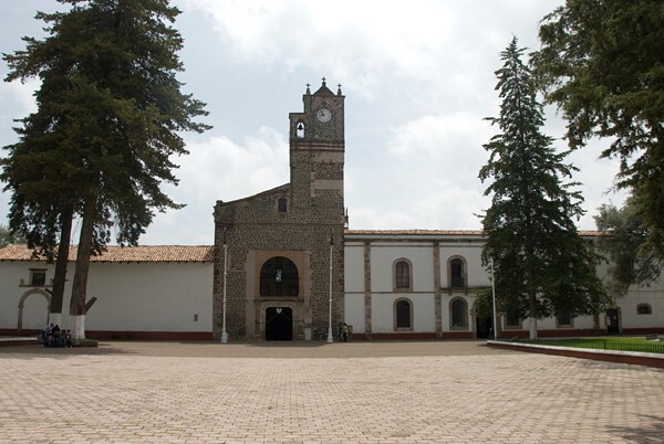 Façade, bell-tower & convento - SS Pedro y Pablo