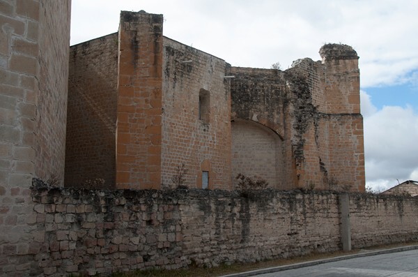 San Juan Bautista, capilla abierta, rear view - San Juan Bautista, capilla abierta
