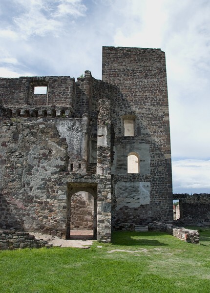Basilica apse - Santiago Apóstol (ruins)