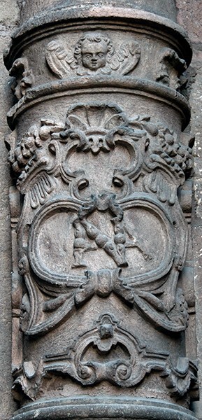Capilla del Sagrario, portal column relief - Nuestra Señora de Guadalupe