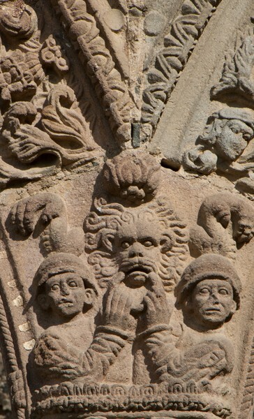 Portería, near-far right arch, impost relief - San Luis Obispo, capilla abierta