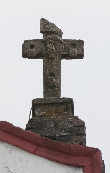 Roof cross right, face of Christ - El Calvario