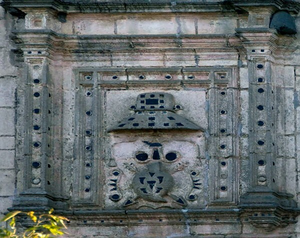 Façade, central relief - San Agustín
