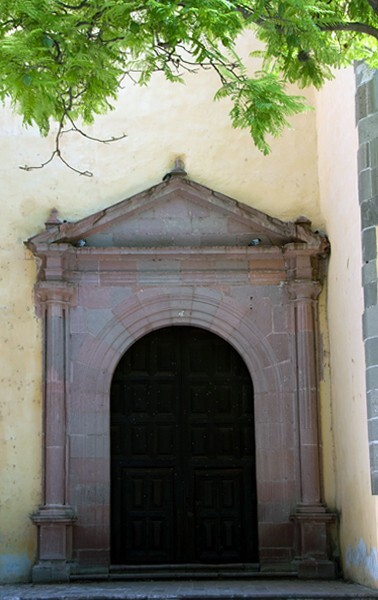 North portal - San Miguel Arcángel, façade, portería, capilla abierta & posa, North portal