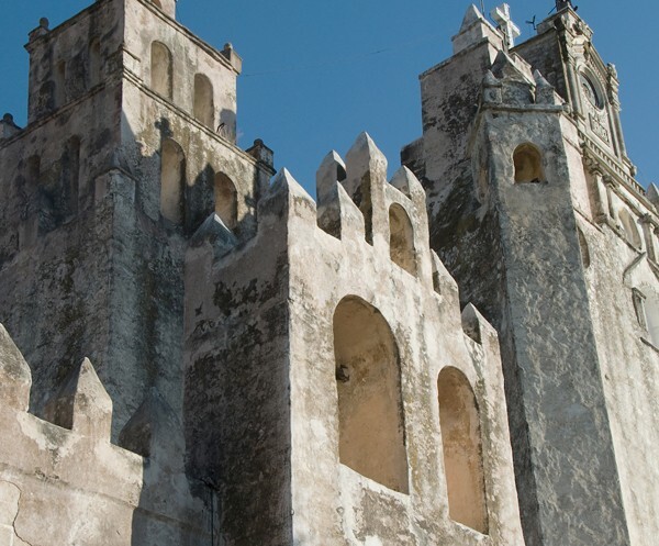 San Mateo, capilla abierta espadaña - San Mateo