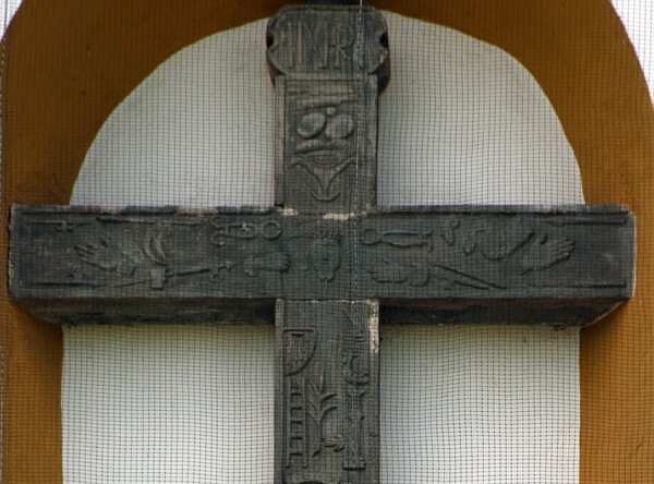 Santa Inés, façade, top tier cross, crossing - Santa Inés, Tlaxcala