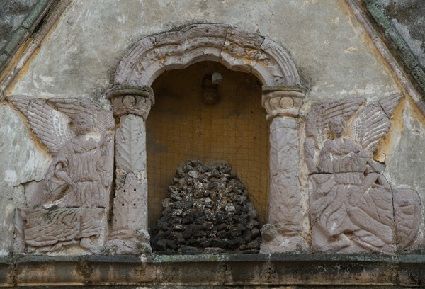 Porciúncula door detail - La Asunción de Nuestra Señora (Catedral), façade, porciúncula door, capilla abierta, cloister