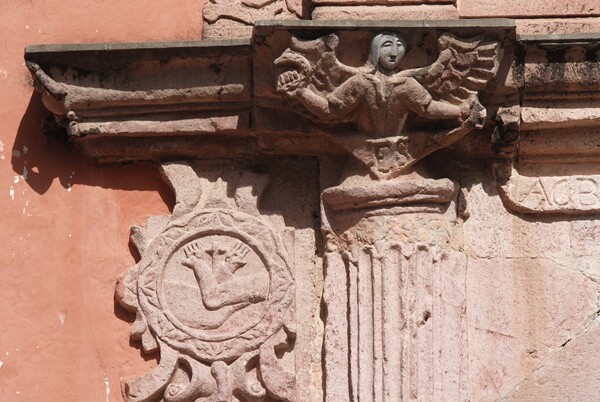 San Juan Bautista, façade portal, left pillar & capital - Victoria, Guanajuato