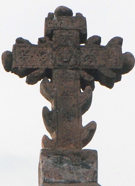 Querétaro, Querétaro, Calle 5 de Mayo # 113, roof tree cross - Cities / Towns, letters Q & S