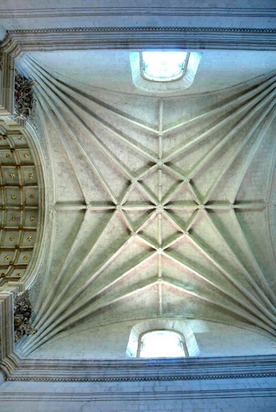Nave ribbed vault & clerestory windows - Sotocoro, nave & sanctuary vaulting