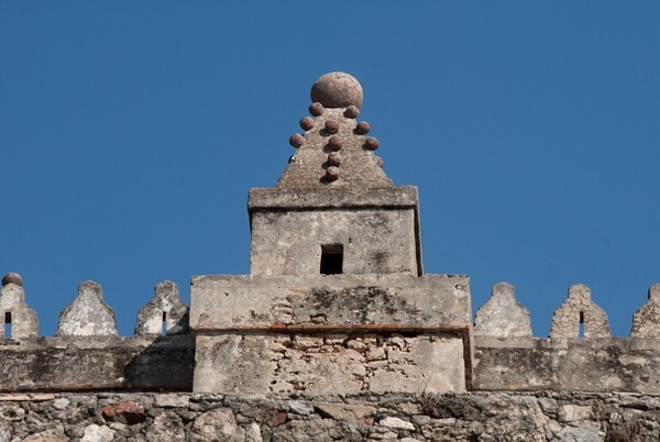 Roof crenellation - San Francisco