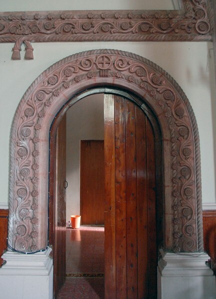 Santiago Apóstol, sacristy portal - Uruapan, Michoacán