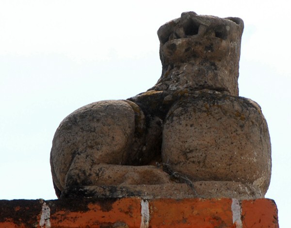San Gabriel Arcángel, atrial gate lion - San Gabriel Azteca, Hidalgo