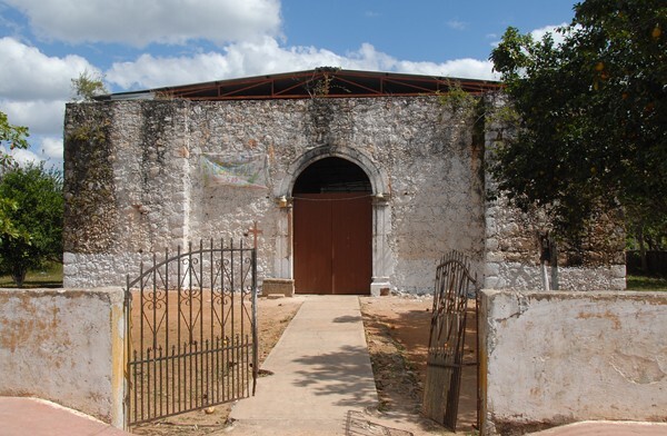 San José, South portal - Tepich, Quintana Roo