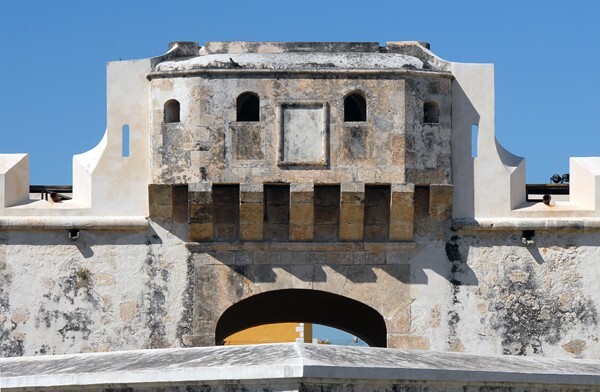 Puerta de Tierra - Baluartes (Bastions)