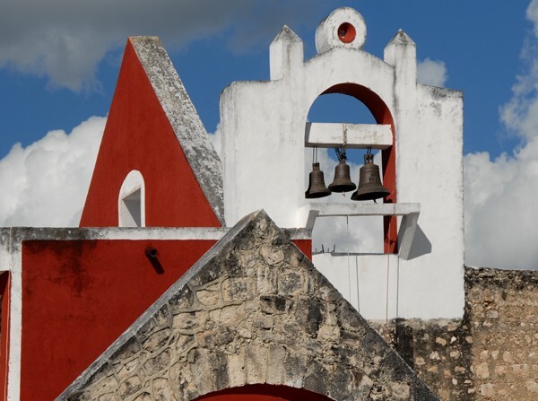 Santiago Apóstol, apse espadaña - Sucilá, Yucatán