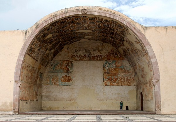 Capilla abierta - San Nicolás de Tolentino, capilla abierta & murals