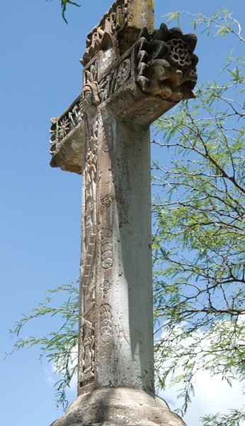 Atrial cross - Nuestro Señor de Ojo Zarco (El Templo del Barrio)