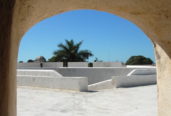 Baluarte de San Juan, stairwell - Baluartes (Bastions)