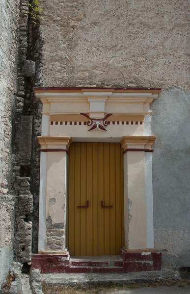 Santiago Apóstol, exterior sacristy portal - Teotongo, Oaxaca