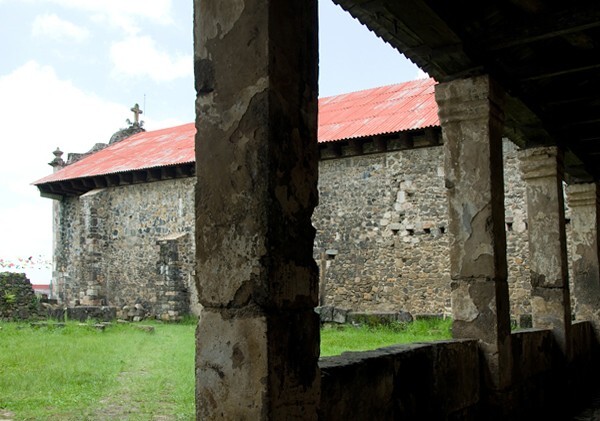 S exterior nave & cloister ruins - Santa Ana