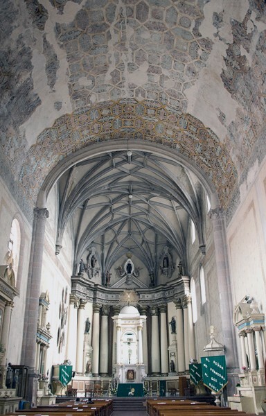 Nave & sanctuary - San Nicolás de Tolentino, façade, bell-tower, portería & nave