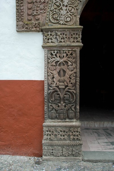 Façade portal, left pilaster & impost - Santiago Apóstol