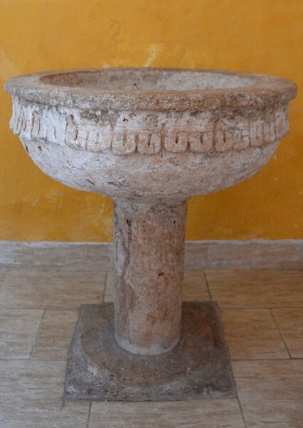 San Bernardino de Sena, baptismal font - Tetiz, Yucatán