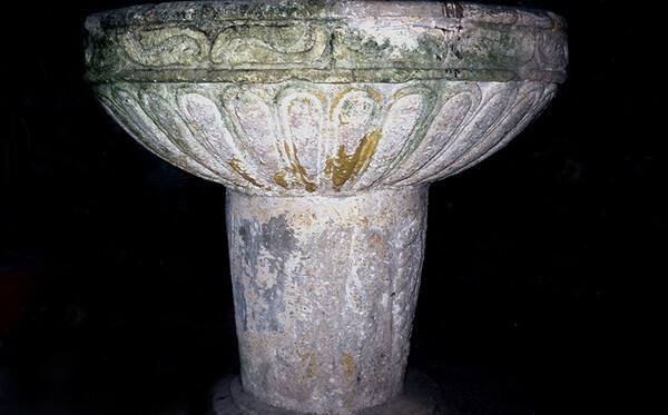 Baptismal font - Santo Domingo