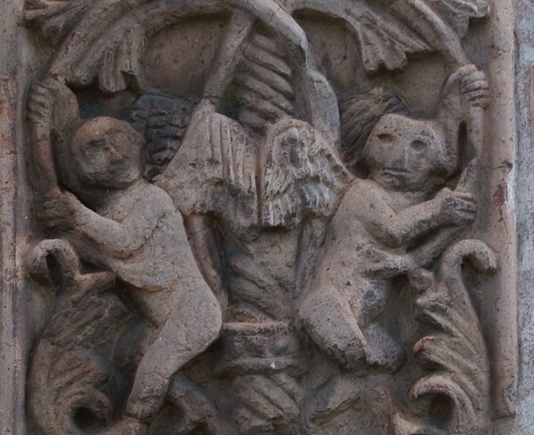 Yurishio façade portal, right pilaster detail - Guatápera (Pueblo Hospital), Yurishio (Hospitalito)