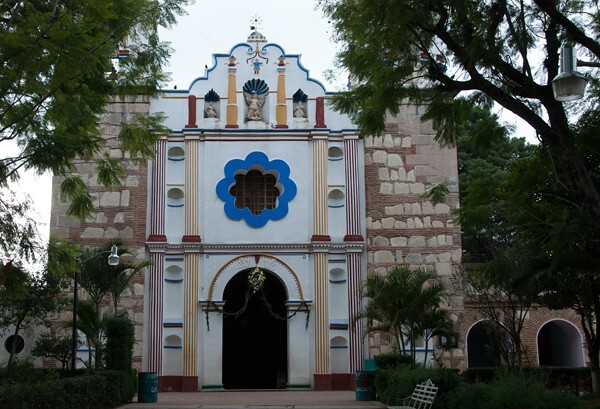 San Miguel Arcángel, façade - Tlalixtac de Cabrera, Oaxaca