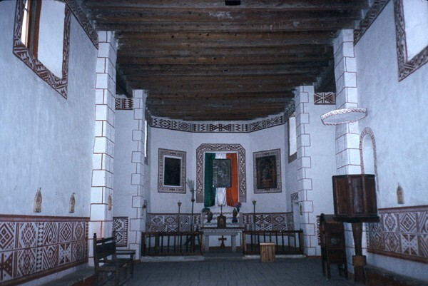 Los Santos Señores, nave & sanctuary - Cusárare, Chihuahua