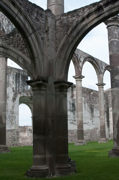 Basilica pillar - Santiago Apóstol (ruins)