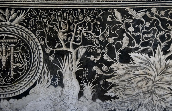 El Divino Señor, lower cloister walk mural, tree - El Divino Señor, lower cloister ambulatory murals