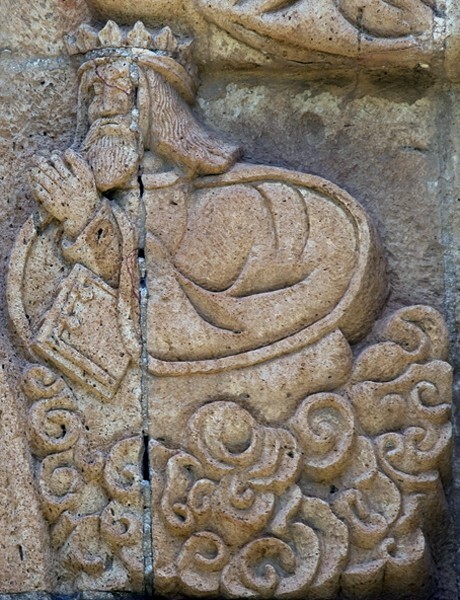 Architrave detail (left), King Ferdinand of Spain - San Martín, porciúncula portal