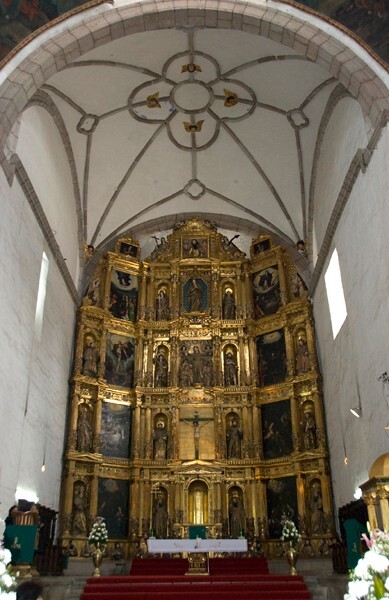 San Bernardino de Sena, sanctuary & high altar - Xochimilco