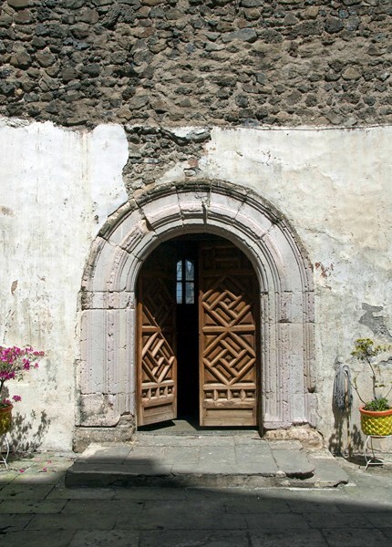 Sacristy patio door - San Pablo, nave, sacristy & cloister