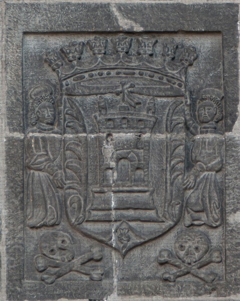 Porciúncula portal, third story pediment relief - San Francisco