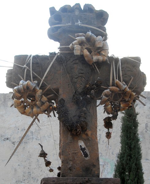 Santa María del Pino, atrial cross - Pino Suárez, Hidalgo